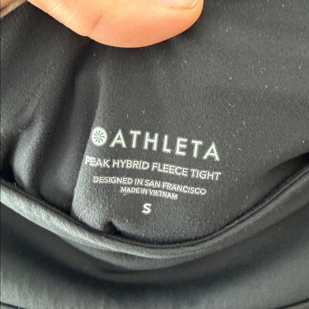 Athleta peak hybrid